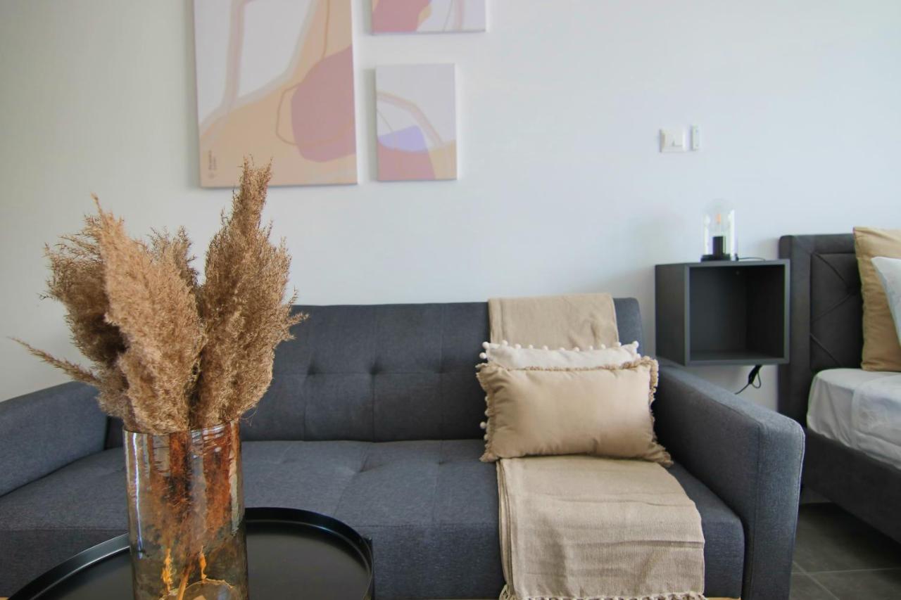 Апартаменты Phaedrus Living: Seaside Luxury Flat Athina 117 Пафос Экстерьер фото